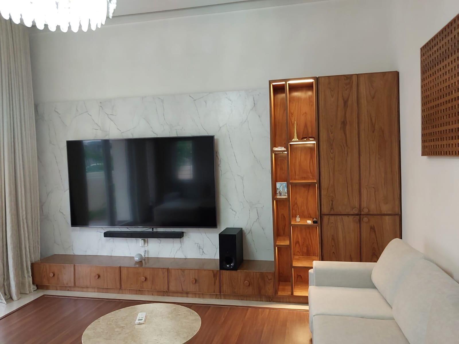 Walnut TV bookshelf & cabinet wall unit